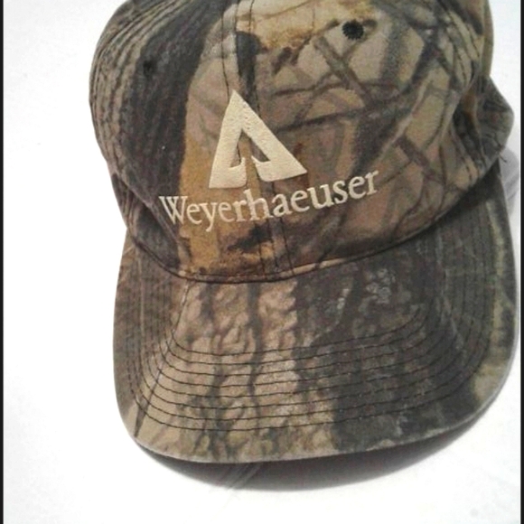 Weyerhaeuser outdoor cap
